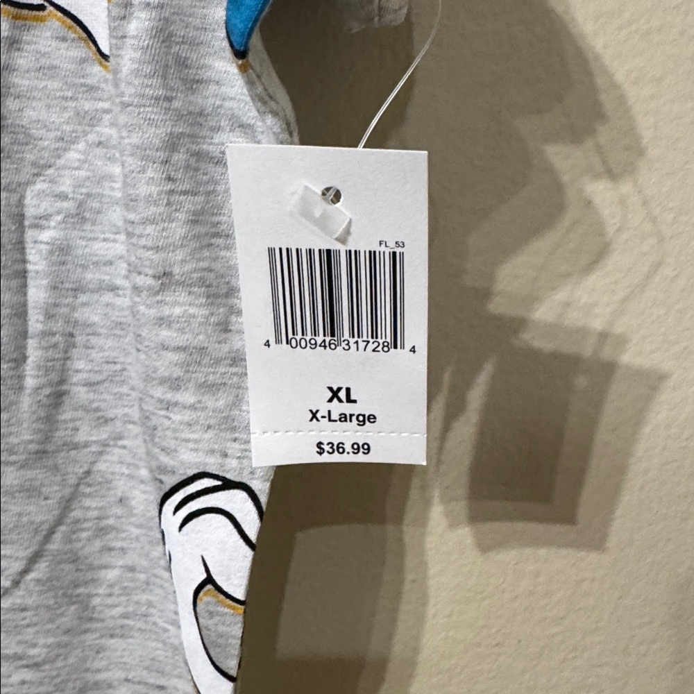 Grey Disney Short Sleeve Crew Neck I Love Mickey Mouse Heart Hands Shirt XL NWT - Picture 5 of 7